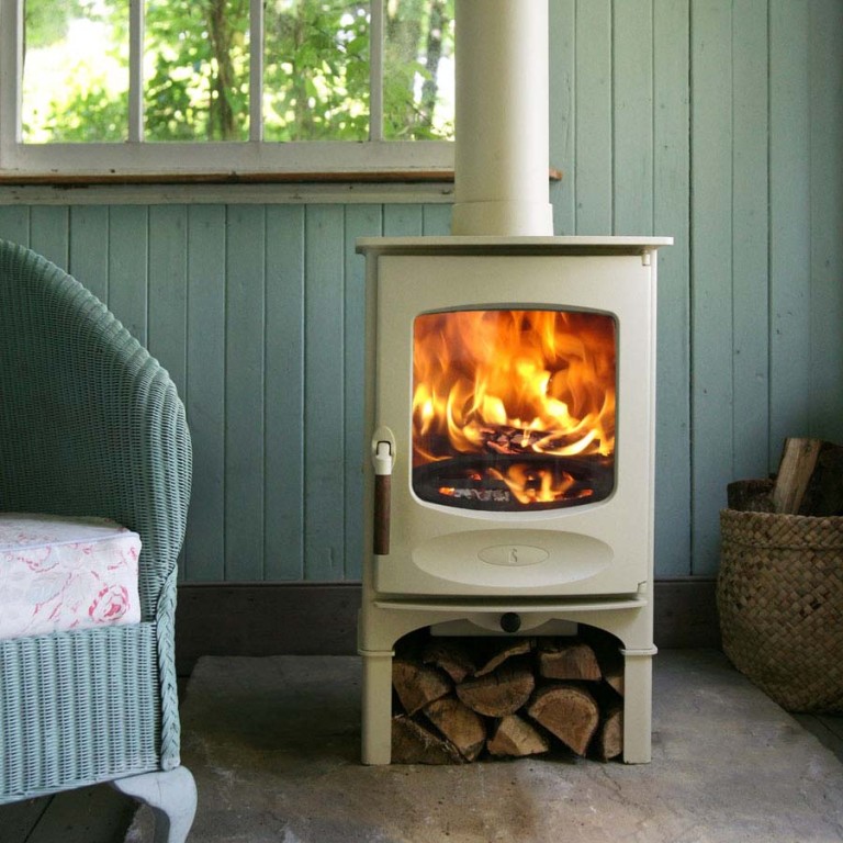 Pourquoi Opter pour un Poêle à Bois d'Hervé Gehin à Colmar, Metz et Remiremont ?